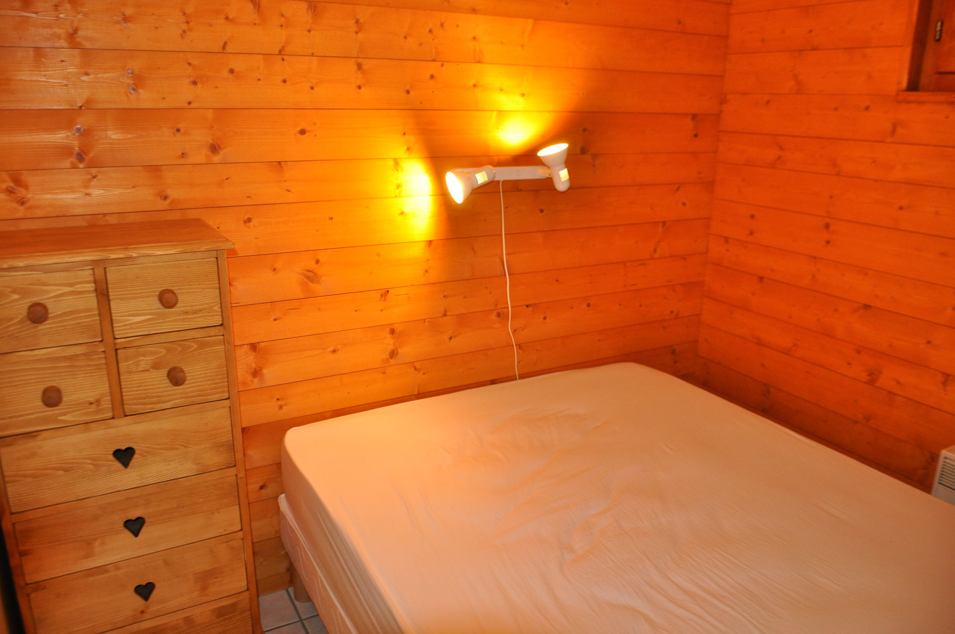 _lv_images__lot_0000000152_07_8318209 _lv_images__lot_0000000152_07_8318209