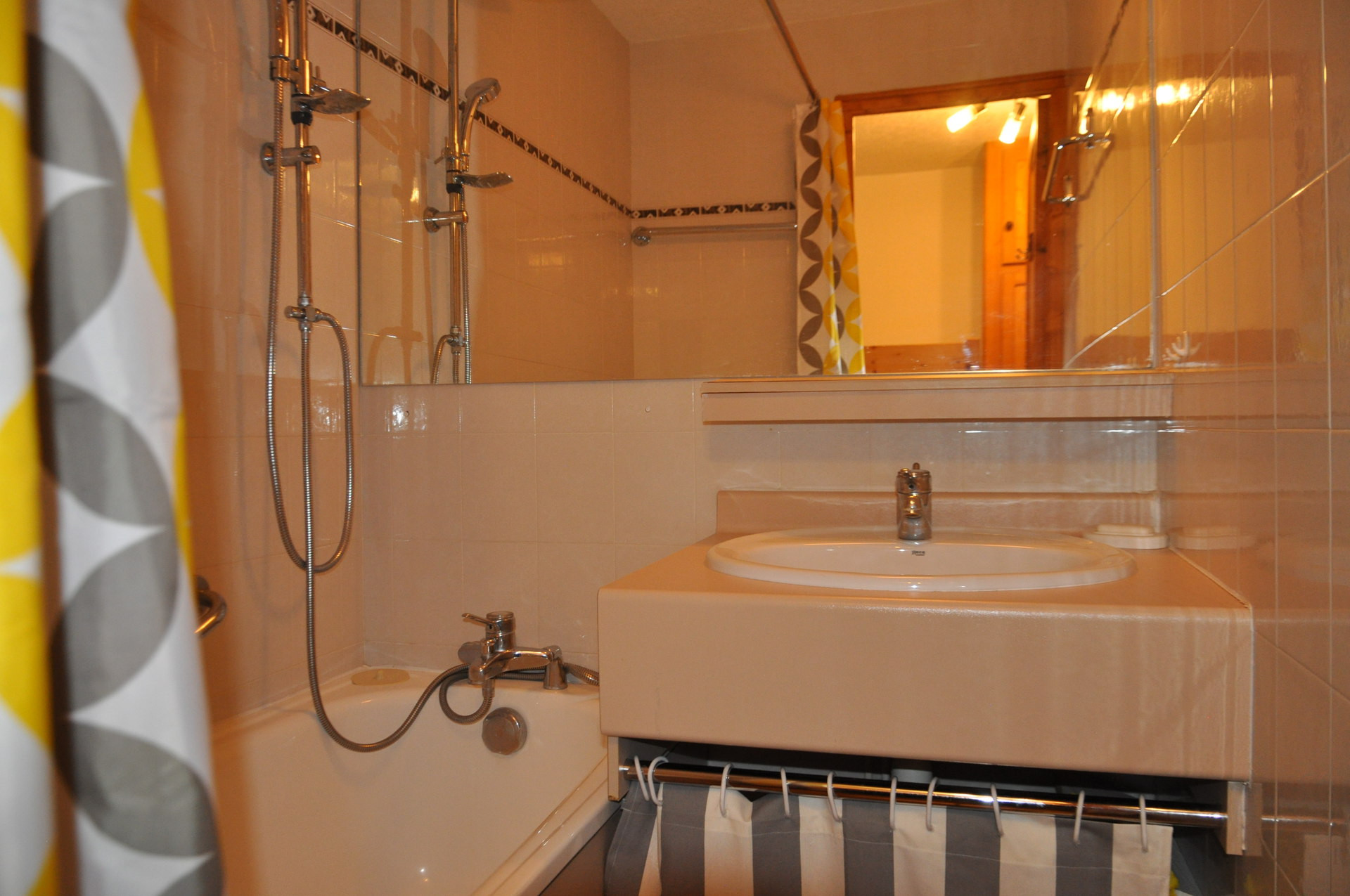 _lv_images__lot_0000000154_09_8311986 _lv_images__lot_0000000154_09_8311986