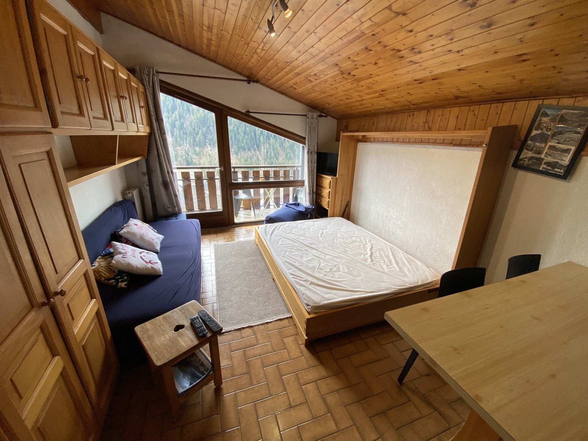 _lv_images__lot_0000000184_06_8303408 _lv_images__lot_0000000184_06_8303408