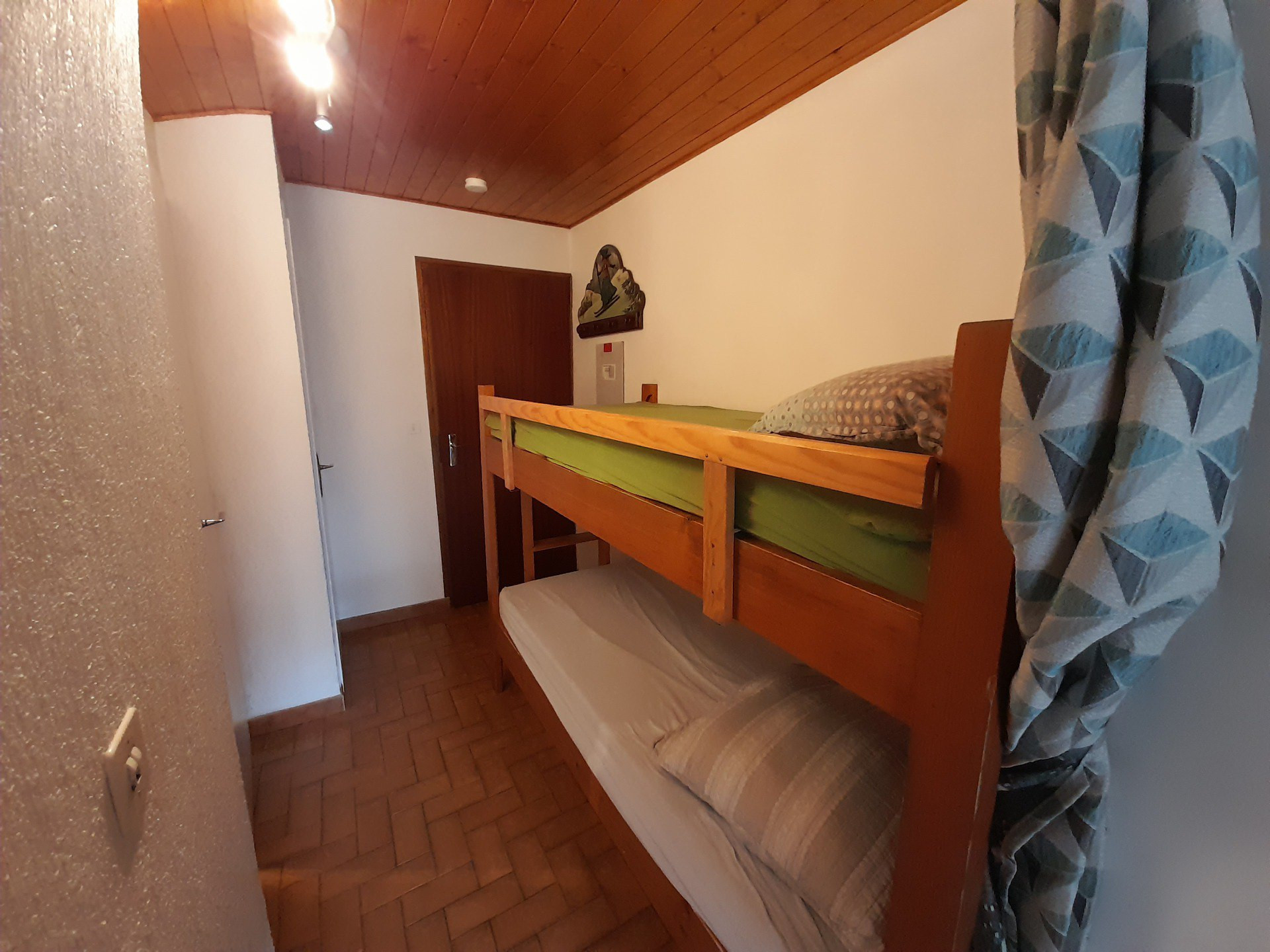 _lv_images__lot_0000000184_11_8459335 _lv_images__lot_0000000184_11_8459335