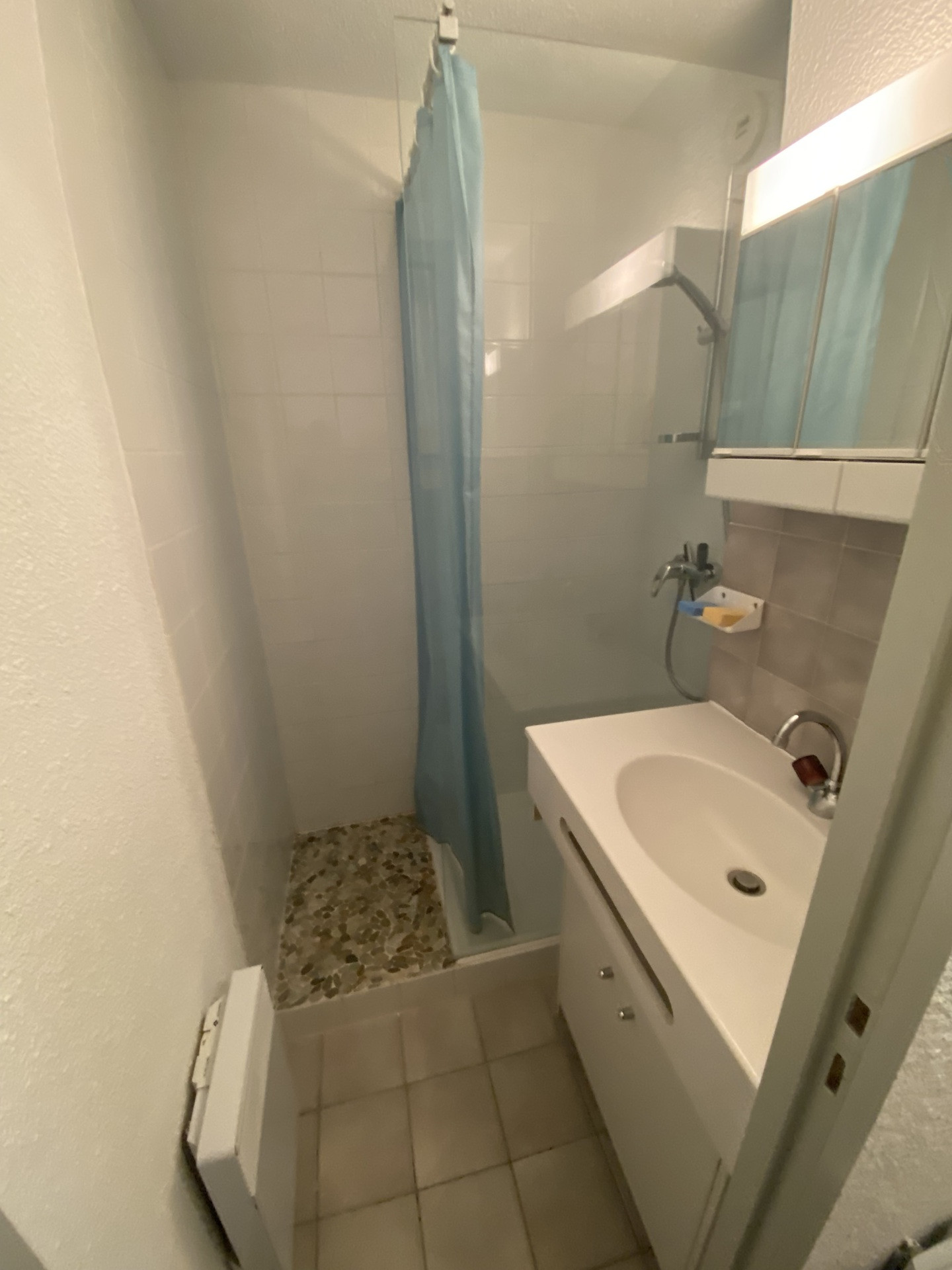 _lv_images__lot_0000000211_05_8344286