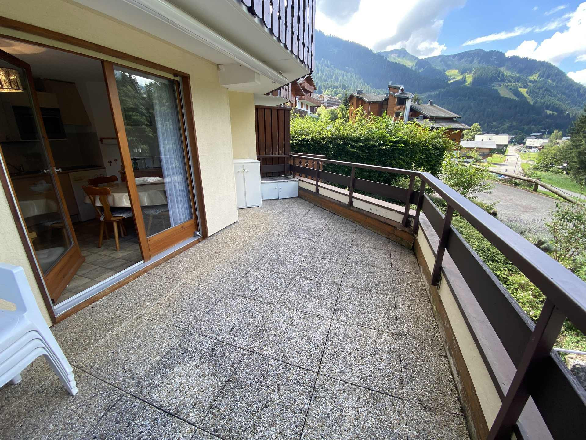 _lv_images__lot_0000000226_13_8256455