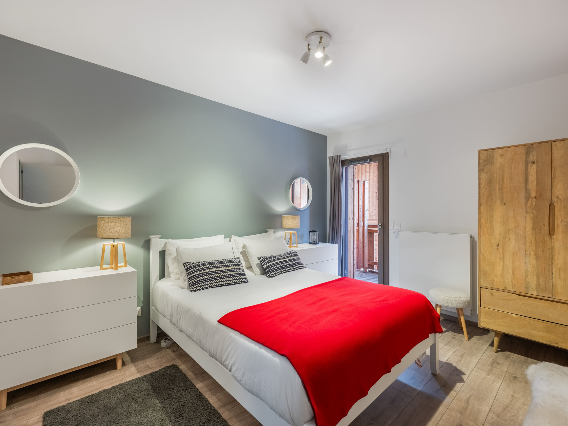 O Rouge Residence, Double Room with Balcony, Châtel Rental 74 (ALT)