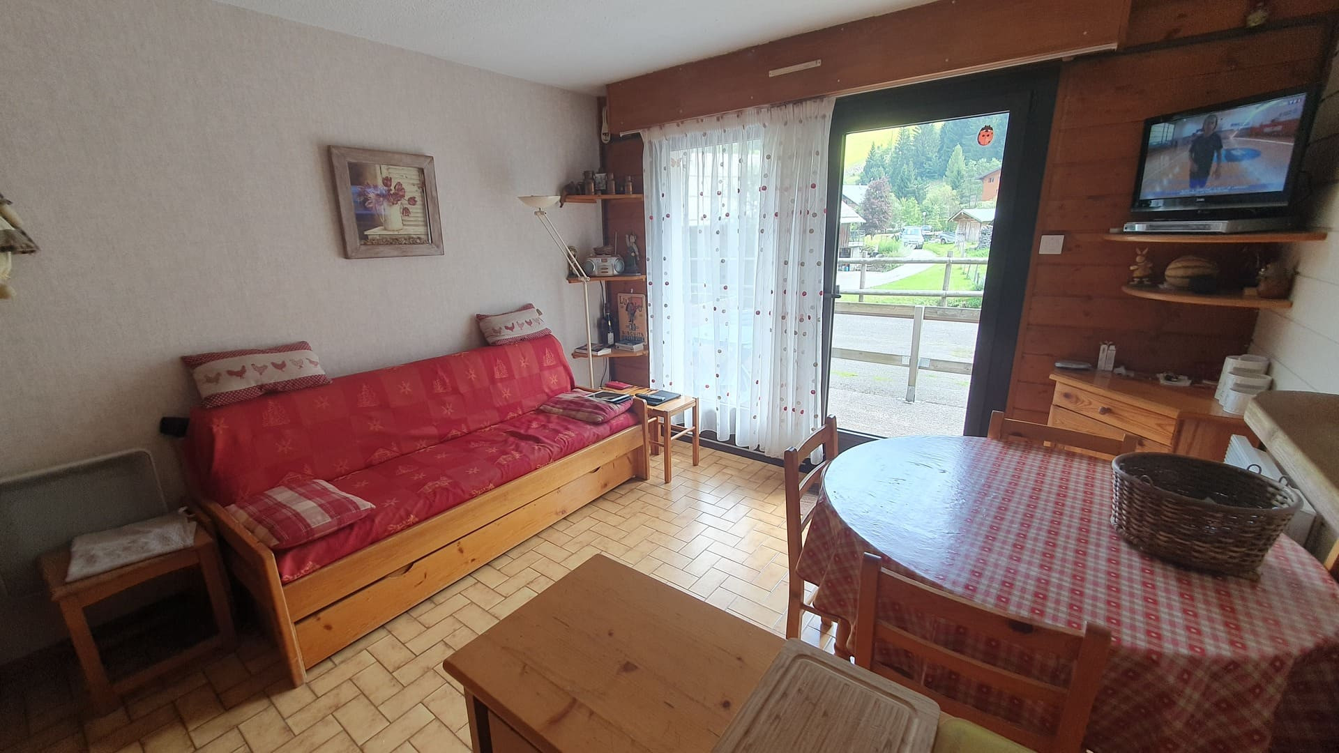 Apartment 16 Orée des Pistes, Chatel, Living room, Accommodation rental 74