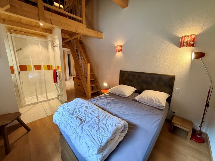 Appartement 202A Résidence Mont Royal, Chambre double + mezzanine, Châtel, Patinoire Appartement 202A Résidence Mont Royal, Chambre double + mezzanine, Châtel, Patinoire