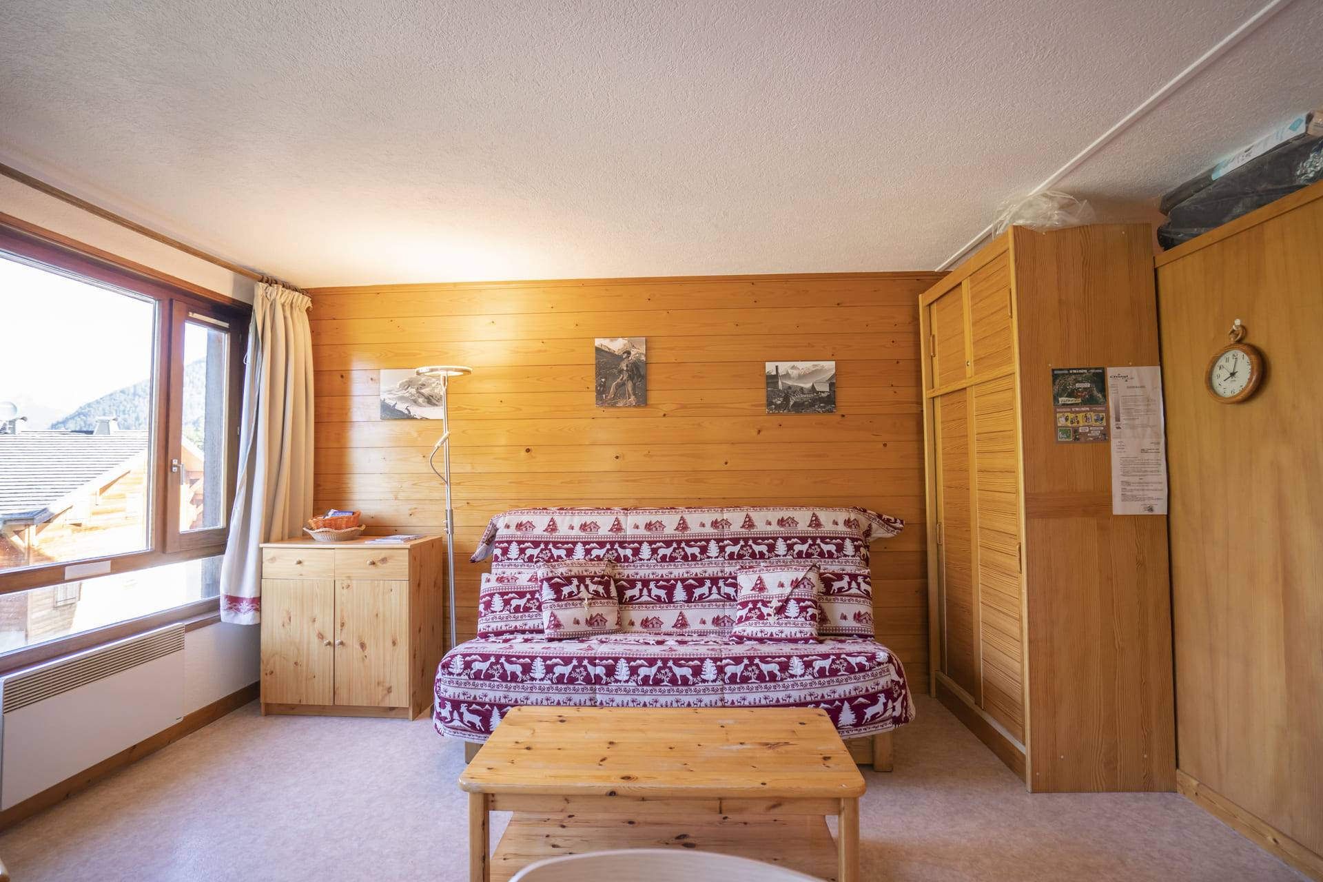 Appartment, 4 people, Chambron, Châtel, living room, sofa bed