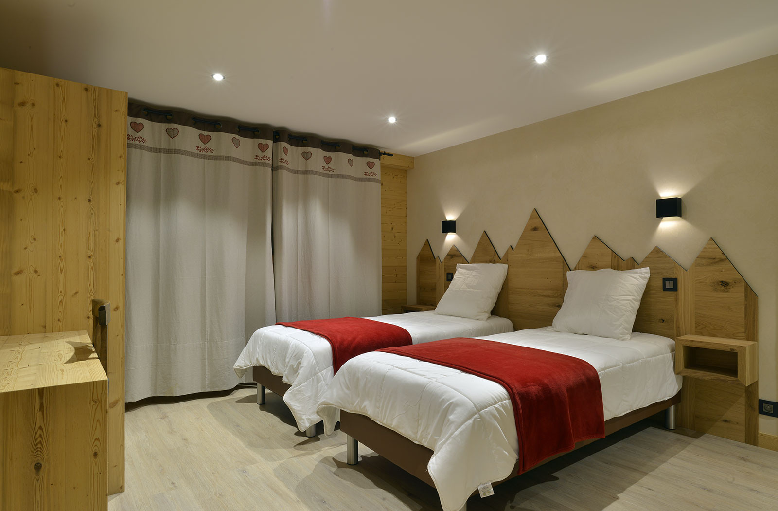 8-person apartment, petitflo, room la leiche, Châtel winter