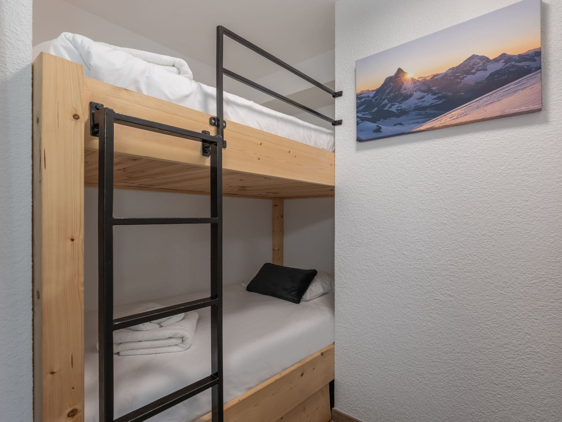 Apartment in Châtel, 4 elements residence, Room with two bunk beds, Châtel French Alpes