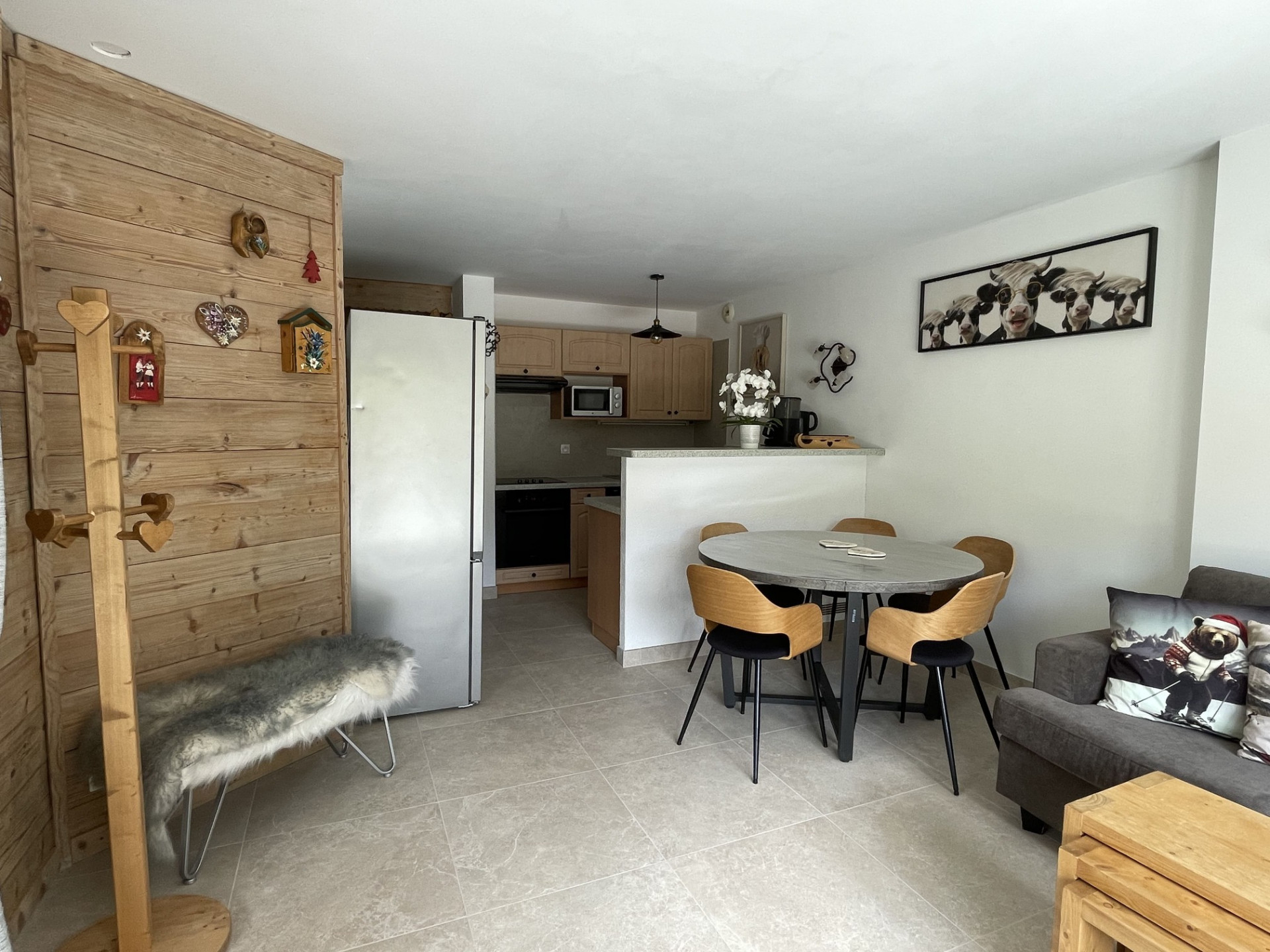 “Boule de Neige” Apartment, Dining Room, Châtel Tourism