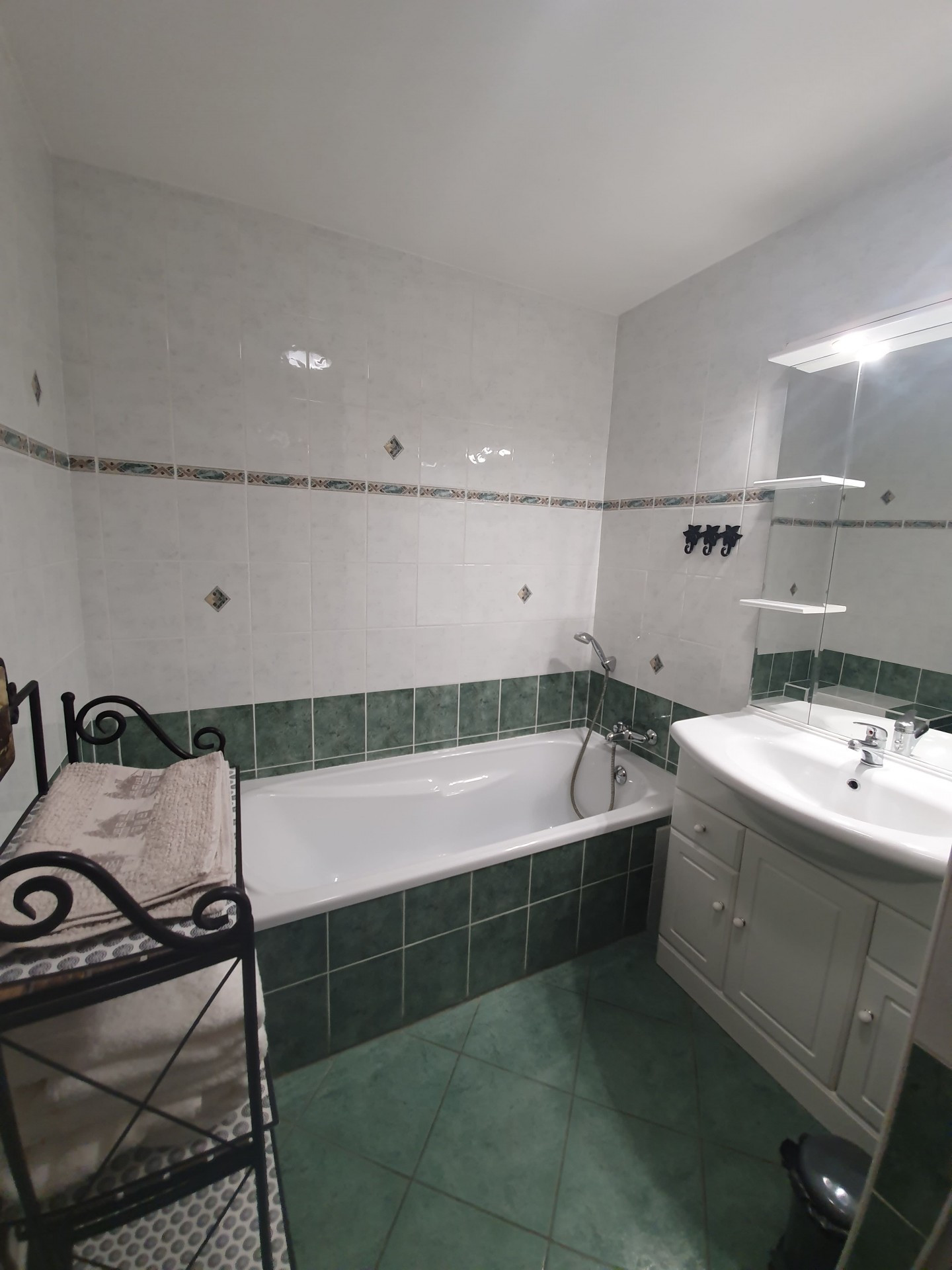 Apartment BOULE DE NEIGE, Bathroom, Châtel Snowboard