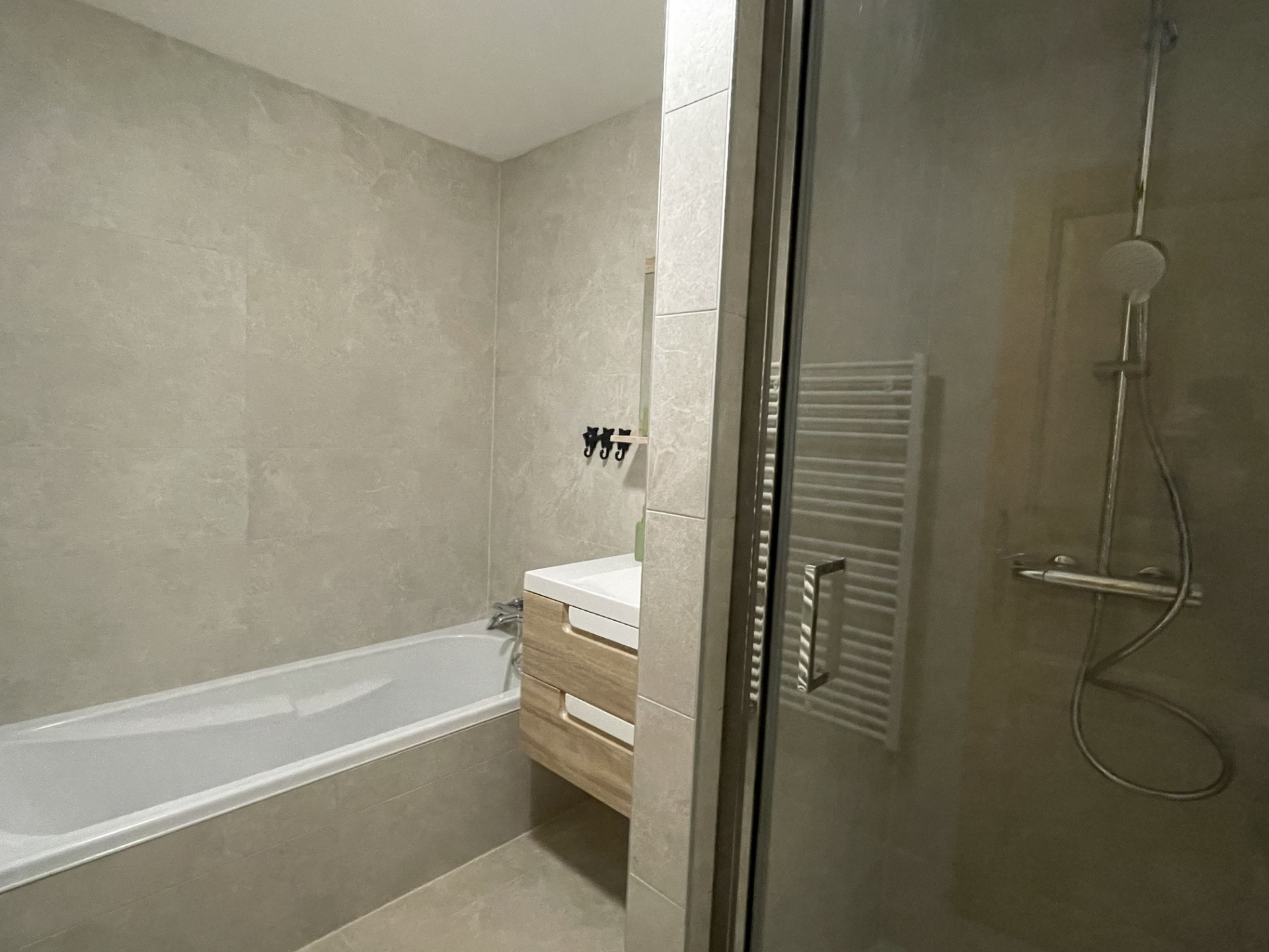 “Boule de Neige” Apartment, shower room, Châtel Reservation 74