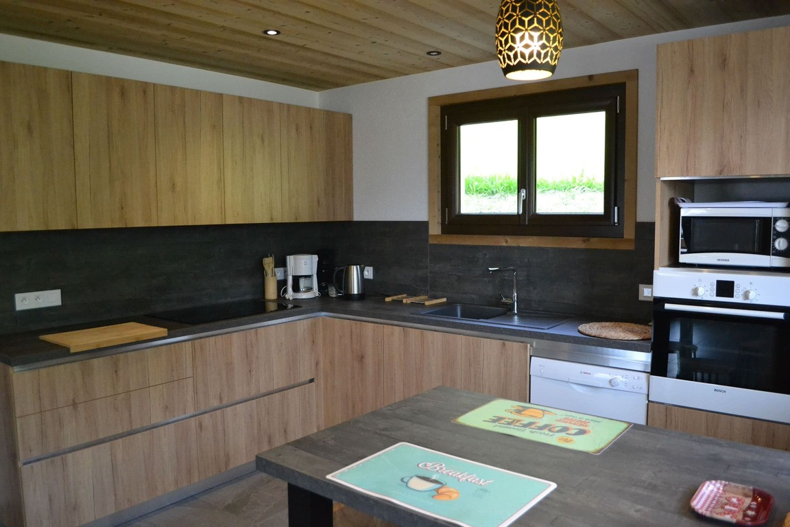 Apartment in the Pensée des Alpes chalet, kitchen, Châtel, Haute-Savoie