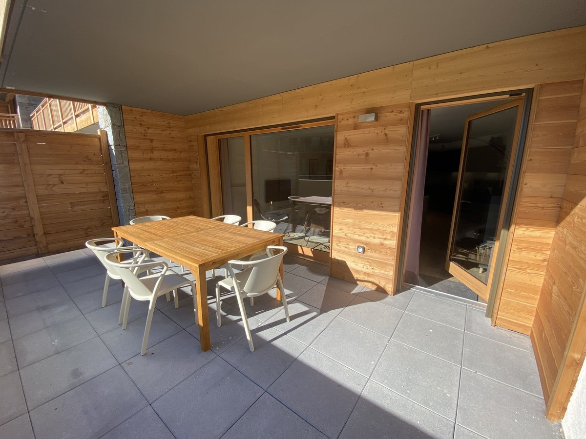 Appartement La Crémaillère 101 à Châtel avec balcon et mobilier de jardin