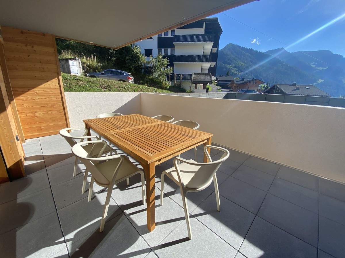 Appartement La Crémaillère 101 à Châtel avec balcon été