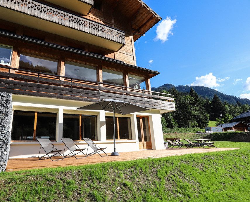Apartment les Seracs in chalet la Cascade, Châtel, Outside Terrace, Mountain View 74390