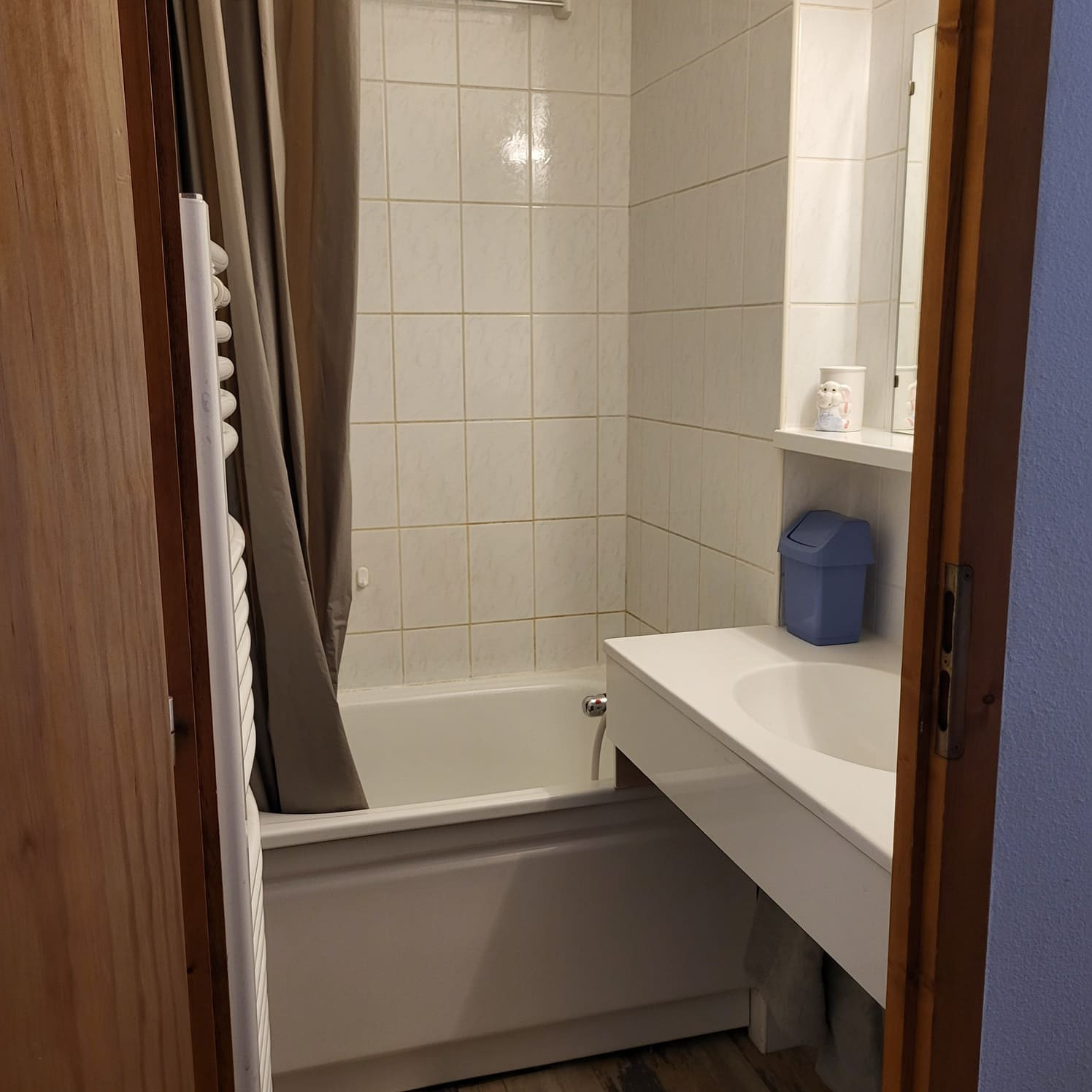 Appartement Perthuis 11D, Salle de Bains, Portes du Soleil Appartement Perthuis 11D, Salle de Bains, Portes du Soleil