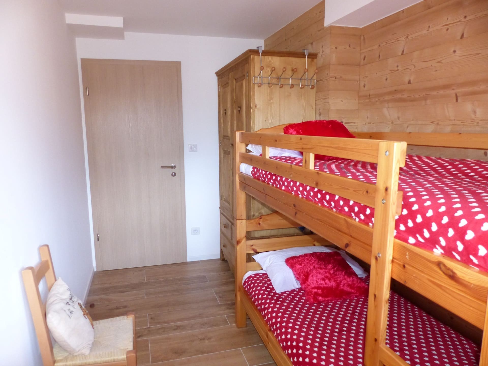 Apartment Soldanelles n°11, Bedroom with bunkbeds, Châtel Rental