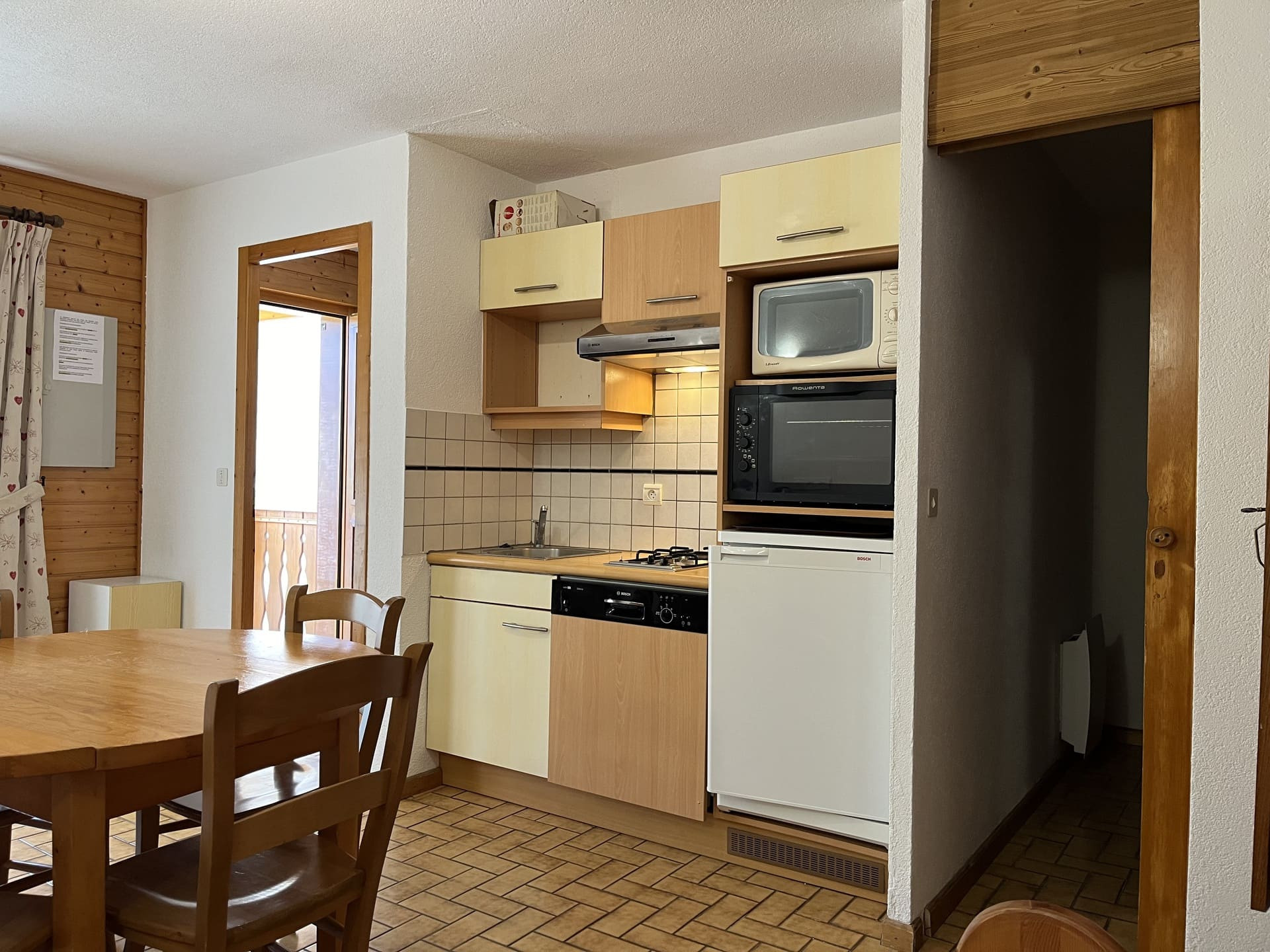 Balcon des Alpes 8, Cuisine, Châtel Réservation