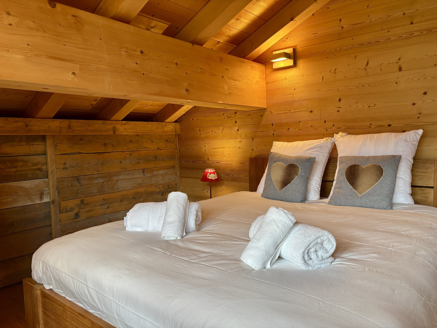 Chalet 4 Jillou, Double bedroom, Chapelle d'Abondance, Ski vacation 74
