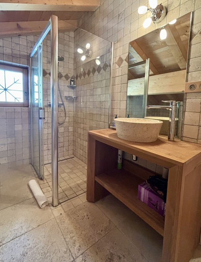 Chalet 4 Jillou, Bathroom, Chapelle d'Abondance, Mountain Holiday