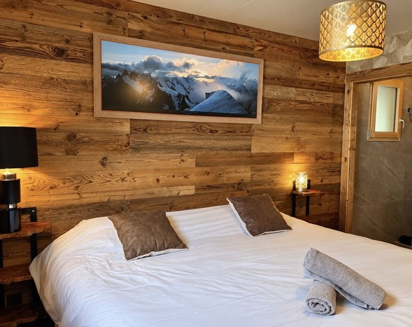 Chalet Chalentina, double bedroom, Châtel Tourism 74390