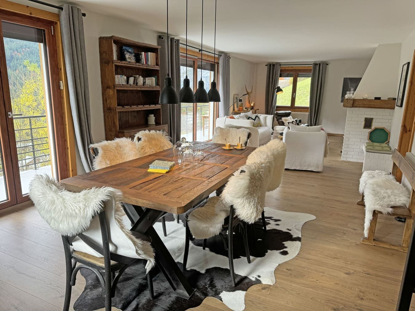 Chalet du Nant, Séjour avec cheminée, Vacances à la montagne, La Chapelle d'Abondance