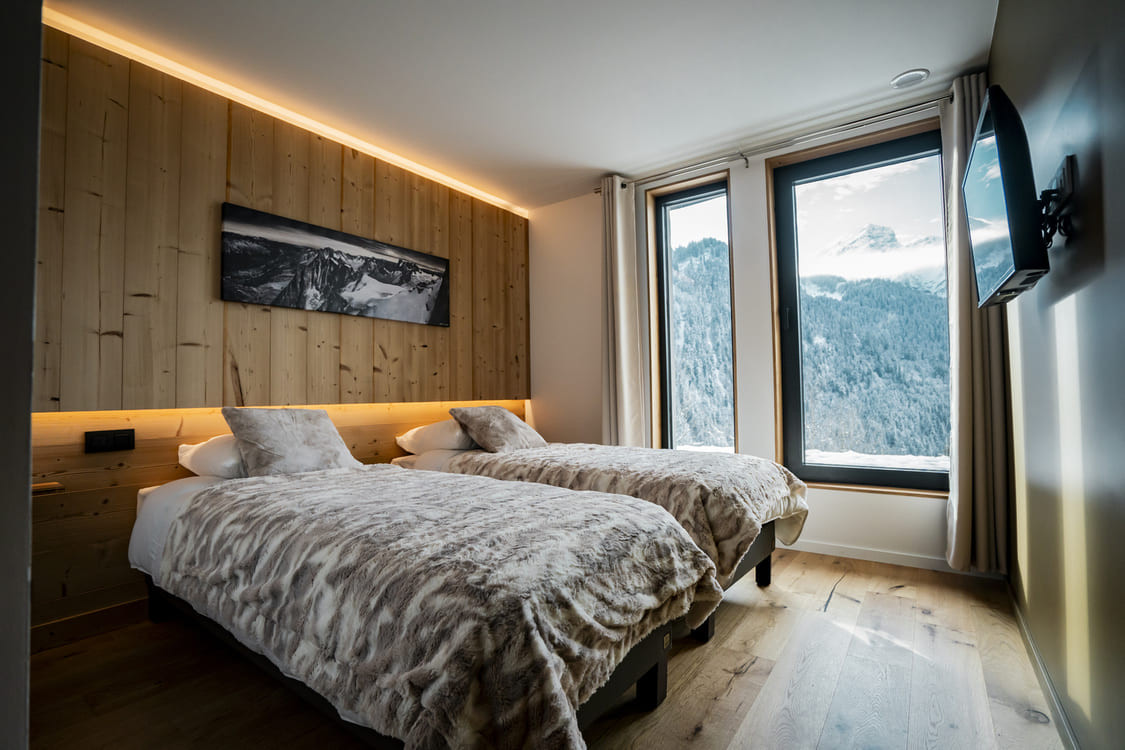 Chalet du Saix E, Châtel, Bedroom simgle bed, Raclette74