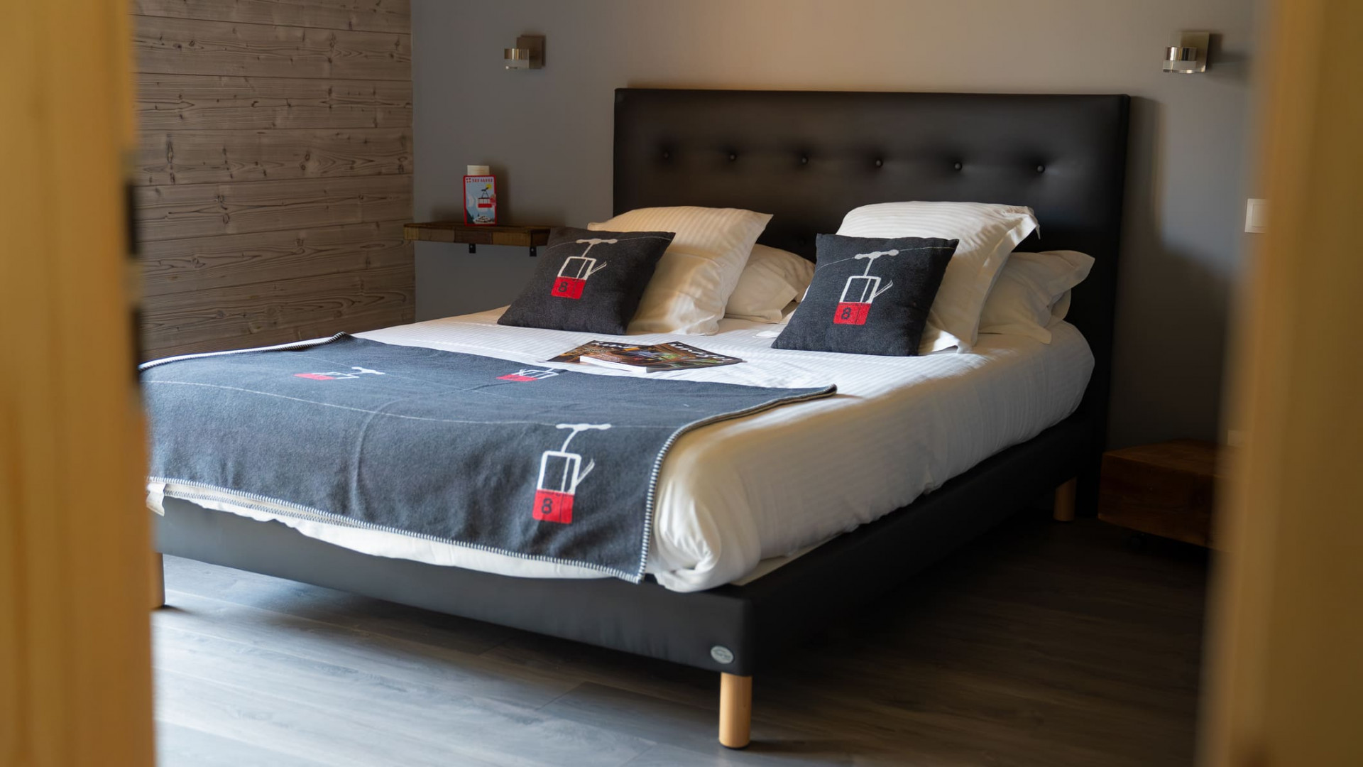 Chalet Entre Vous, Double bedroom, Chatel Haute Savoie 