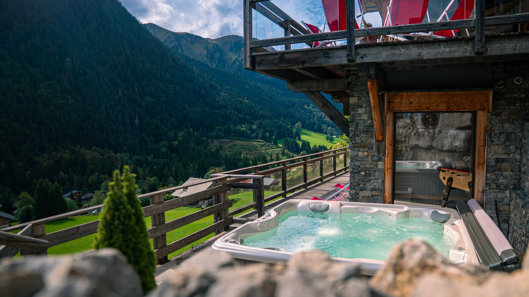 Chalet Entre Vous, Patio with jacuzzi, Chatel Relaxing holiday Chalet Entre Vous, Patio with jacuzzi, Chatel Relaxing holiday