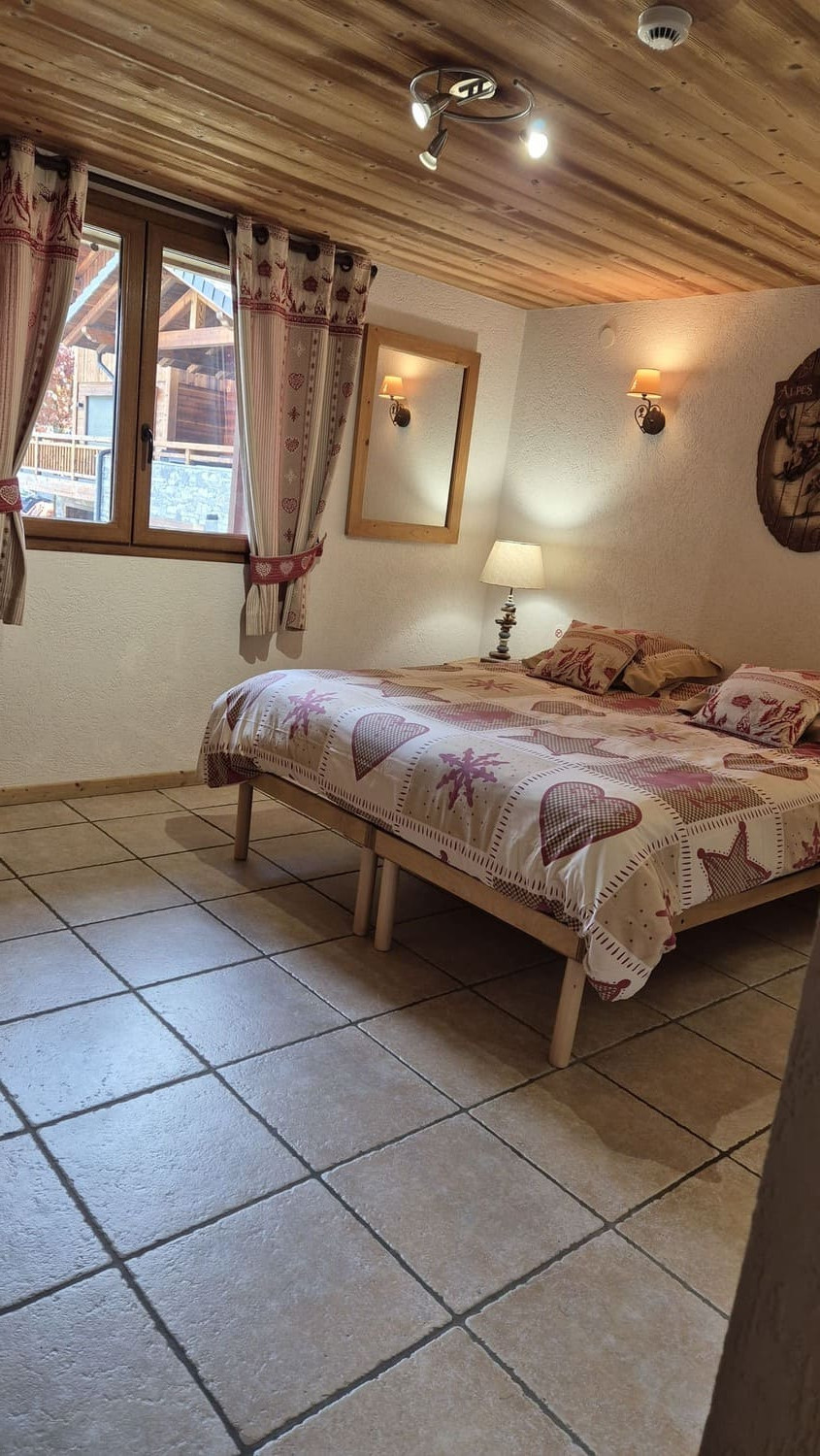 Chalet l'orée du lac, Chatel, Bedroom n°2 first floor, Fresh air