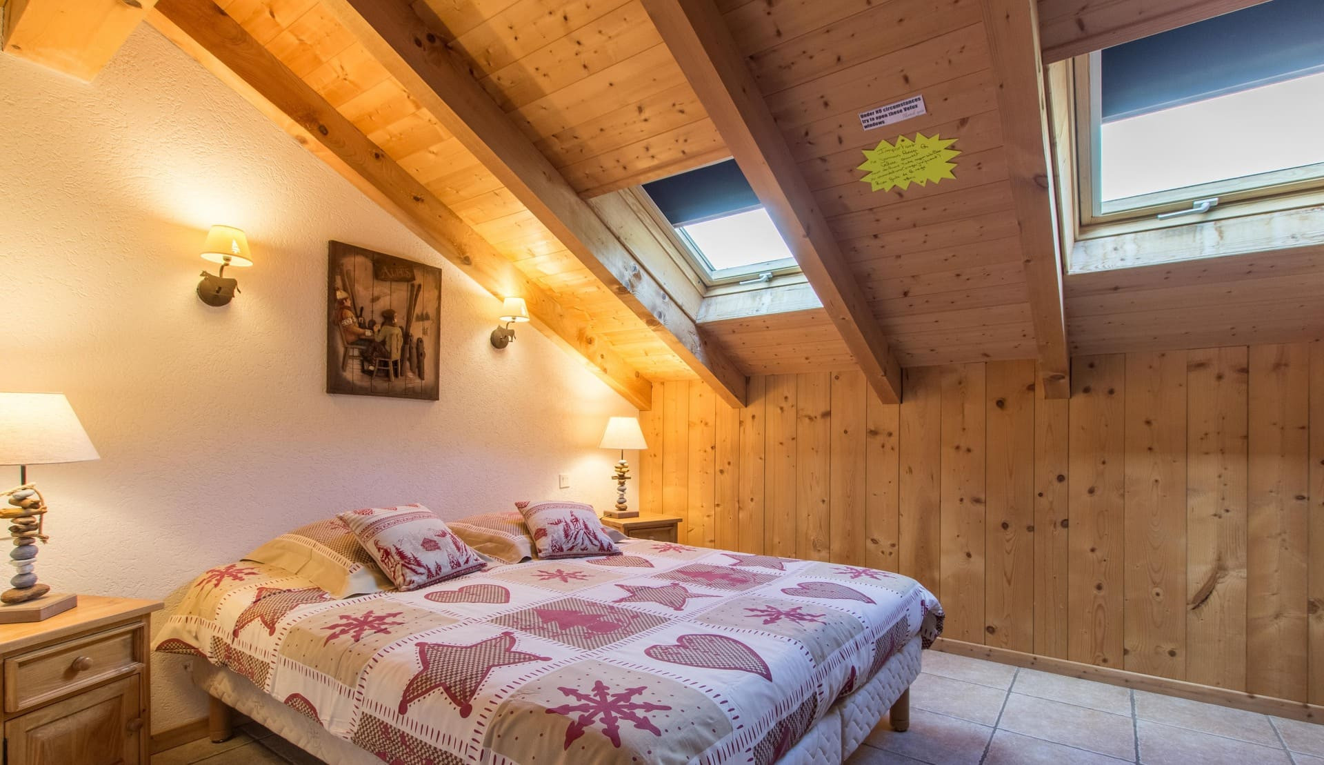 Chalet L'Orée du lac, Bedroom 4 second floor, Chatel, Well-being at the resort Chalet L'Orée du lac, Bedroom 4 second floor, Chatel, Well-being at the resort