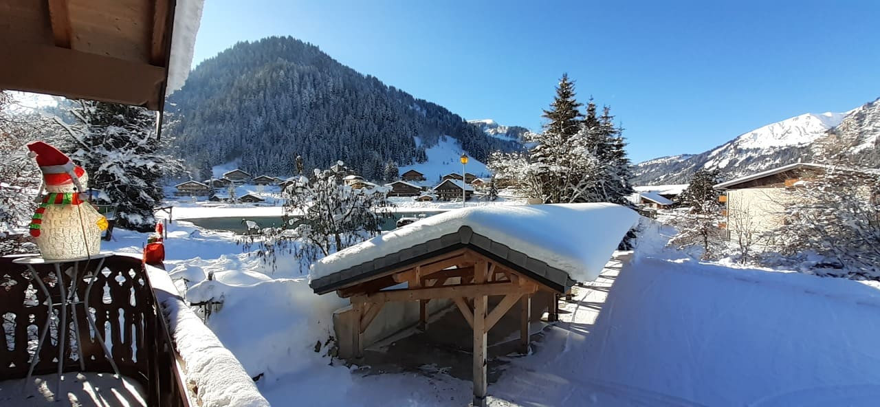 Chalet L'Orée du lac, Chatel, Off-piste skiing Chalet L'Orée du lac, Chatel, Off-piste skiing