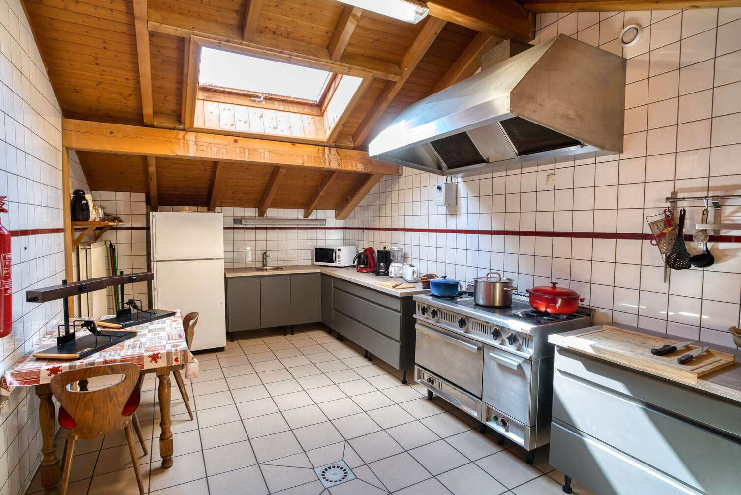 chalet La Savoyarde, Kitchen, Châtel Ski holidays