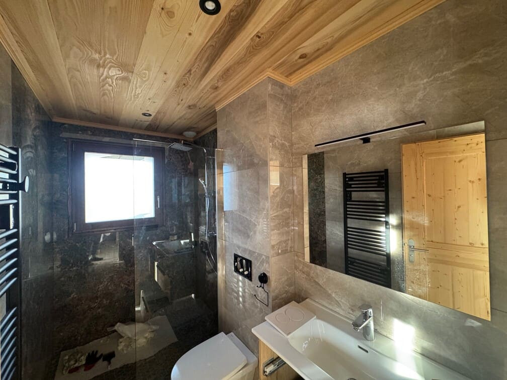 Chalet Laurentine, Salle de douche avec WC, station de ski
