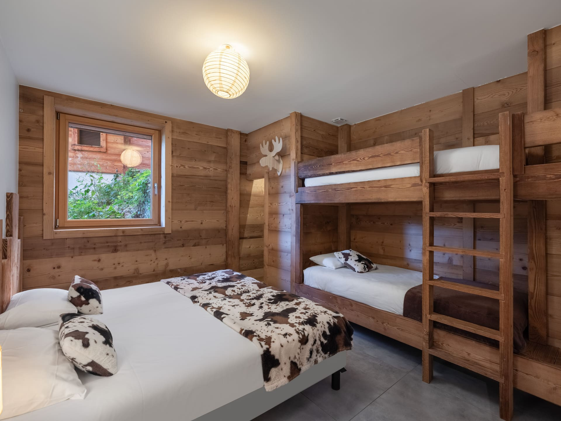 Chalet le Mille Cent, Chatel, Bedroom 2 single beds + 2 bunk beds, Snow week-end 74