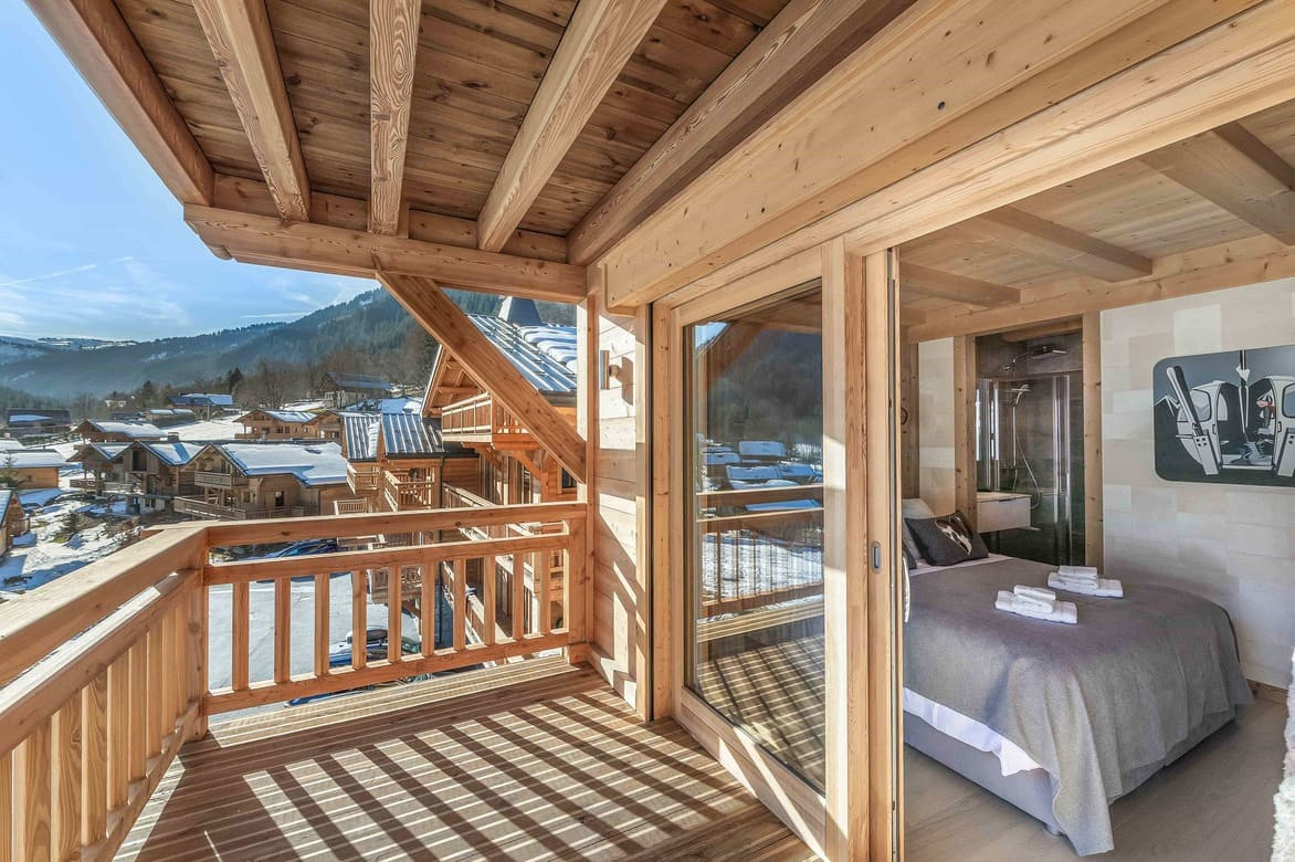 Chalet Linga, Double bedroom & balcony, Chatel, Snow Chalet Linga, Double bedroom & balcony, Chatel, Snow