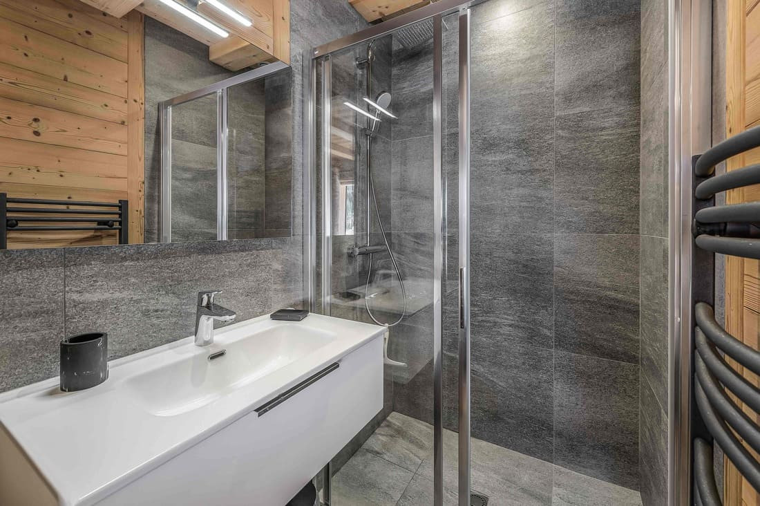 Chalet Linga, Bathroom, Chatel, Family Holiday Chalet Linga, Bathroom, Chatel, Family Holiday