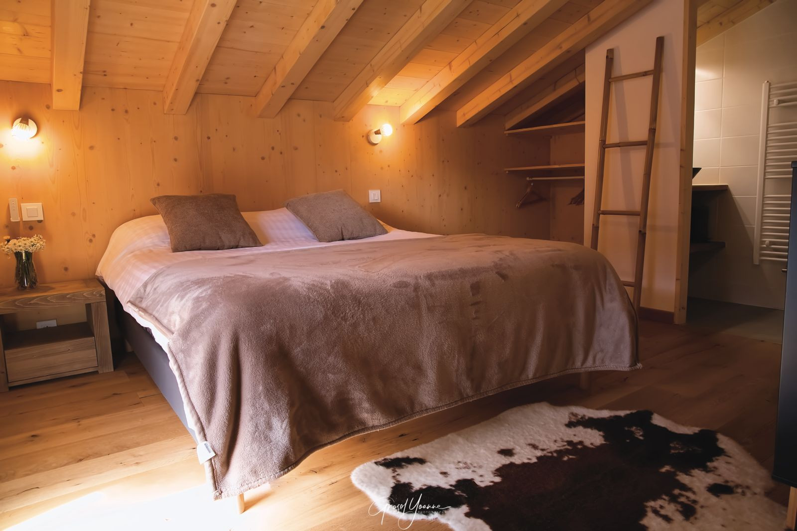Chalet Louise, 10 personnes, Chambre lit double avec salle de douche, Châtel Domaine skiable 74