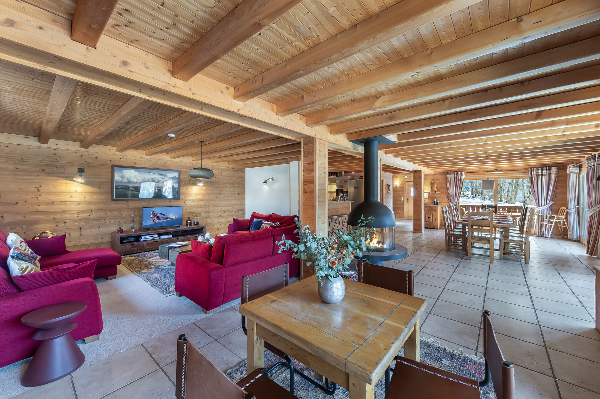 Chalet Montbéliarde, Living room with fireplace, Châtel Portes du Soleil