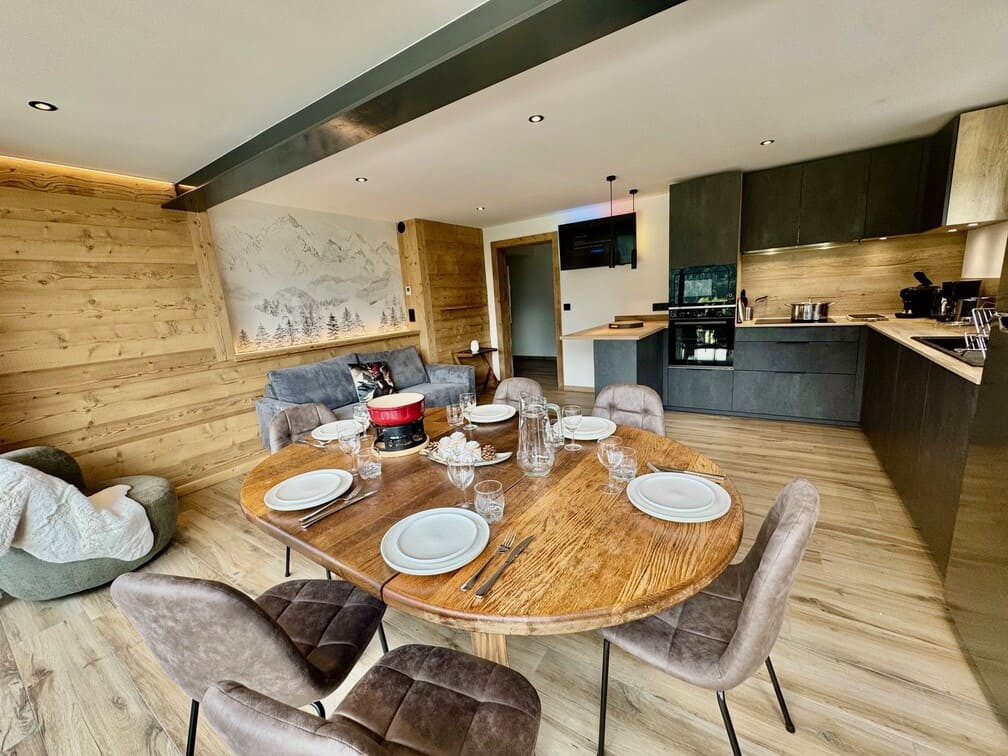 L'etincelle, Living room, Family holiday