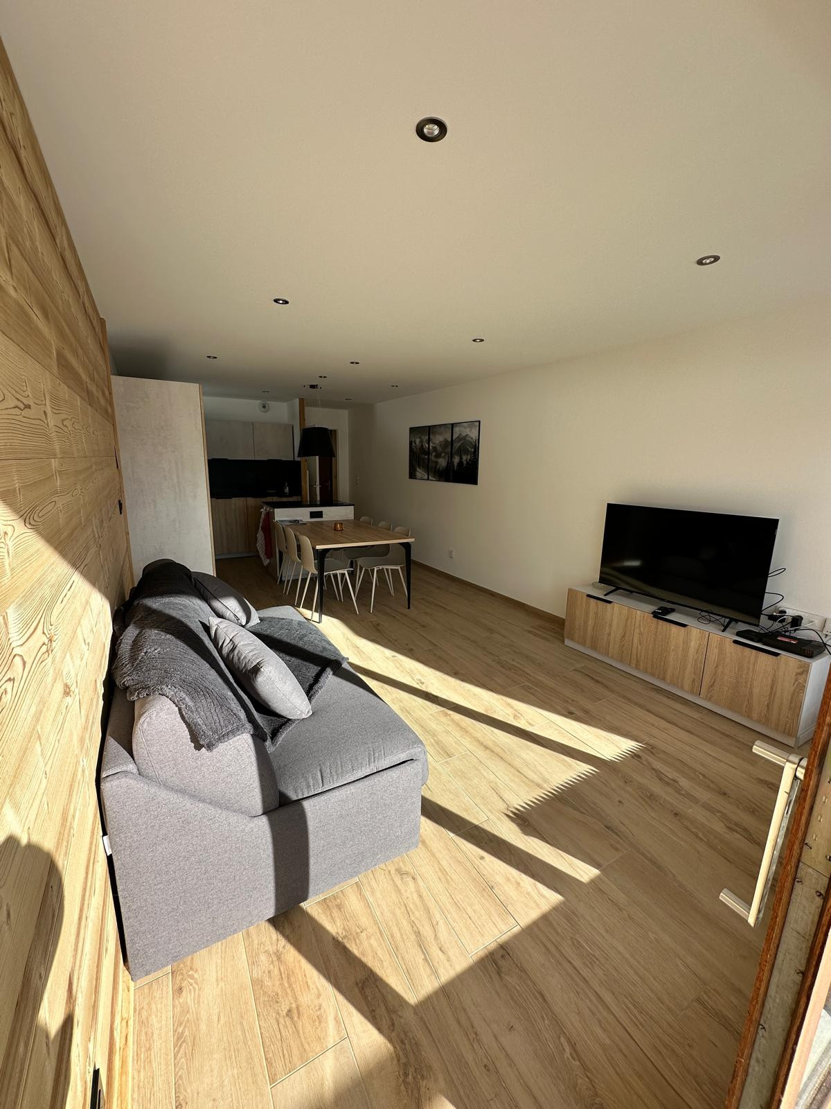 Residence Solarium, Appartment rental nr1, Petit-Châtel, holiday