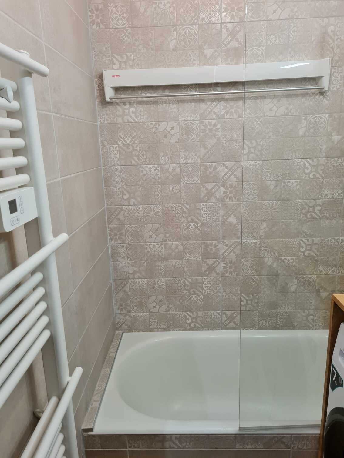 Orée des Pistes 17, Salle de bain, Châtel Location de matériel 74 Orée des Pistes 17, Salle de bain, Châtel Location de matériel 74