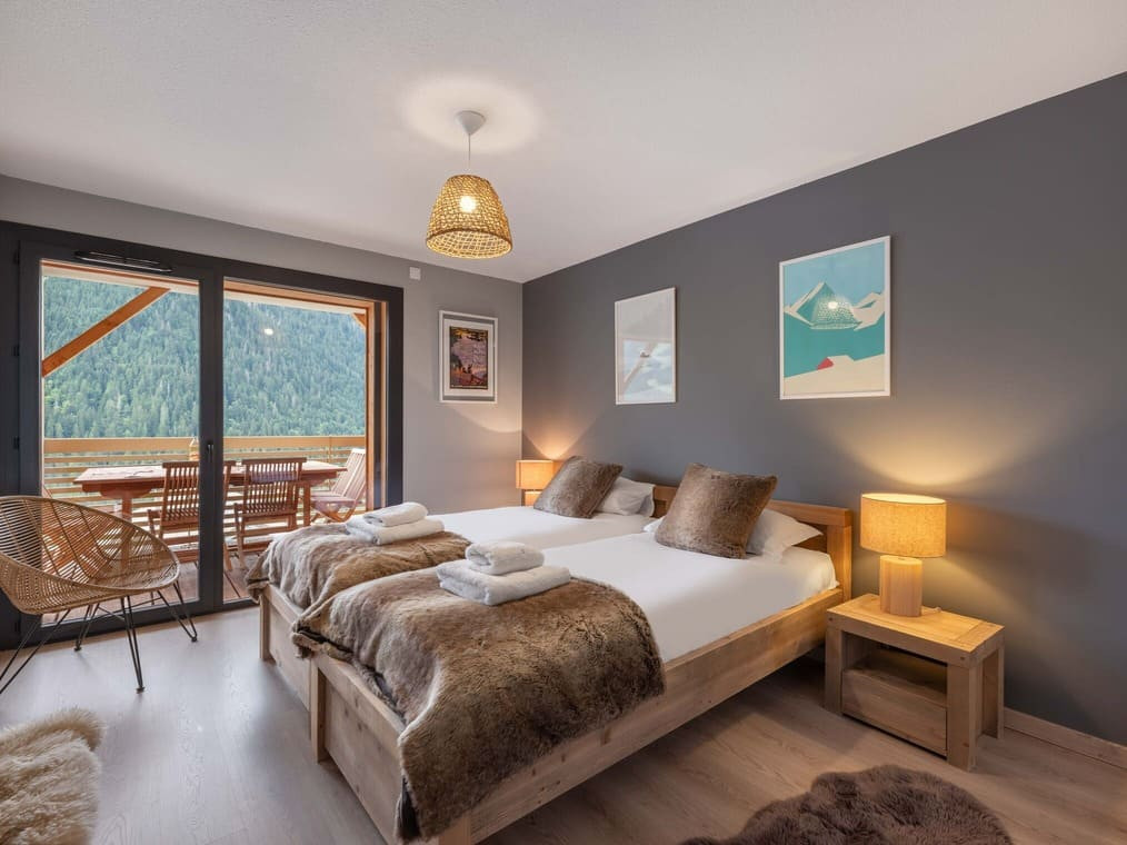 Residence 360, Apartment 16, Chatel, Bedroom single beds, Ski resort
