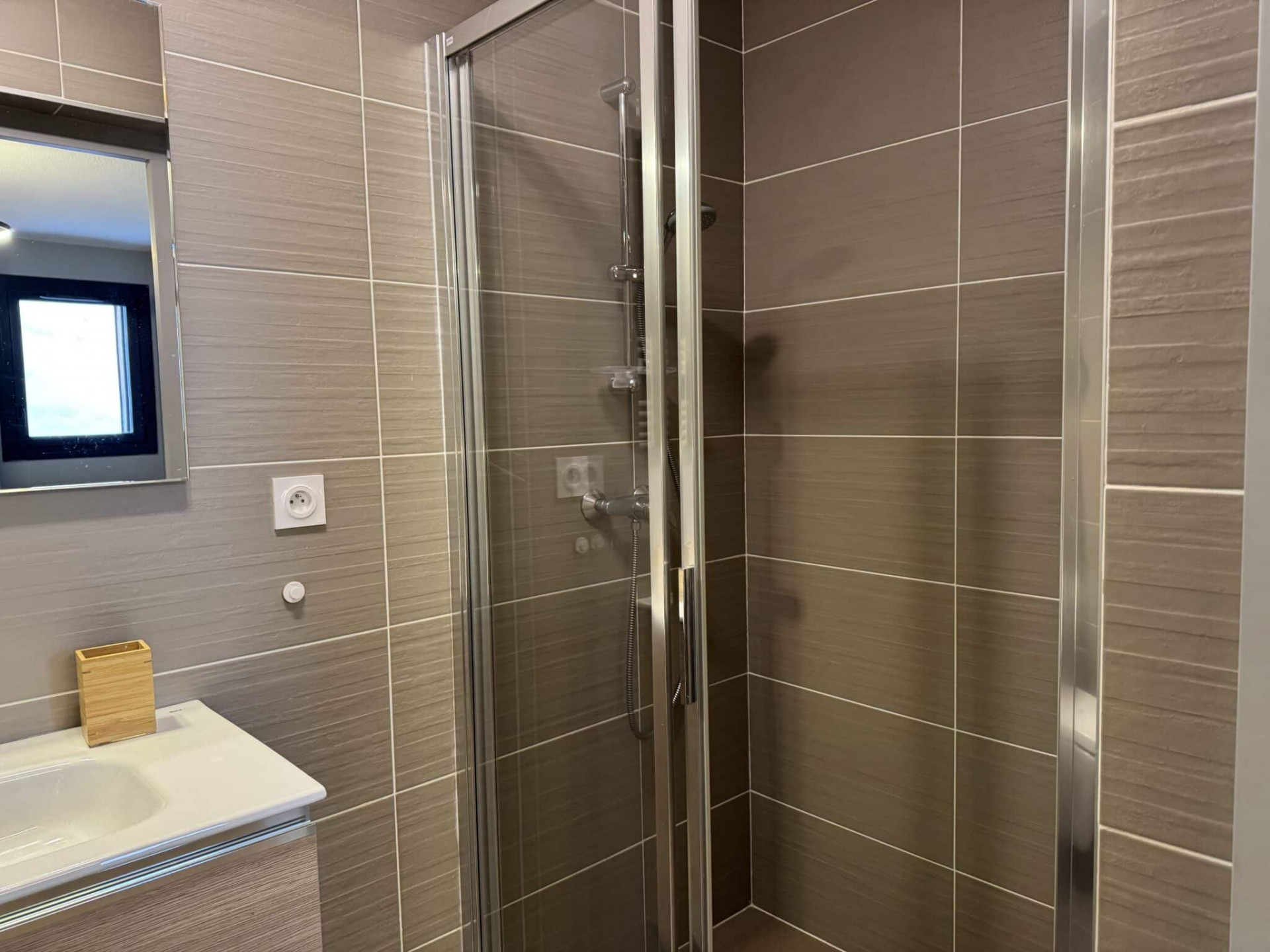 Residence 360, flat 19, shower room, Châtel Booking Residence 360, flat 19, shower room, Châtel Booking