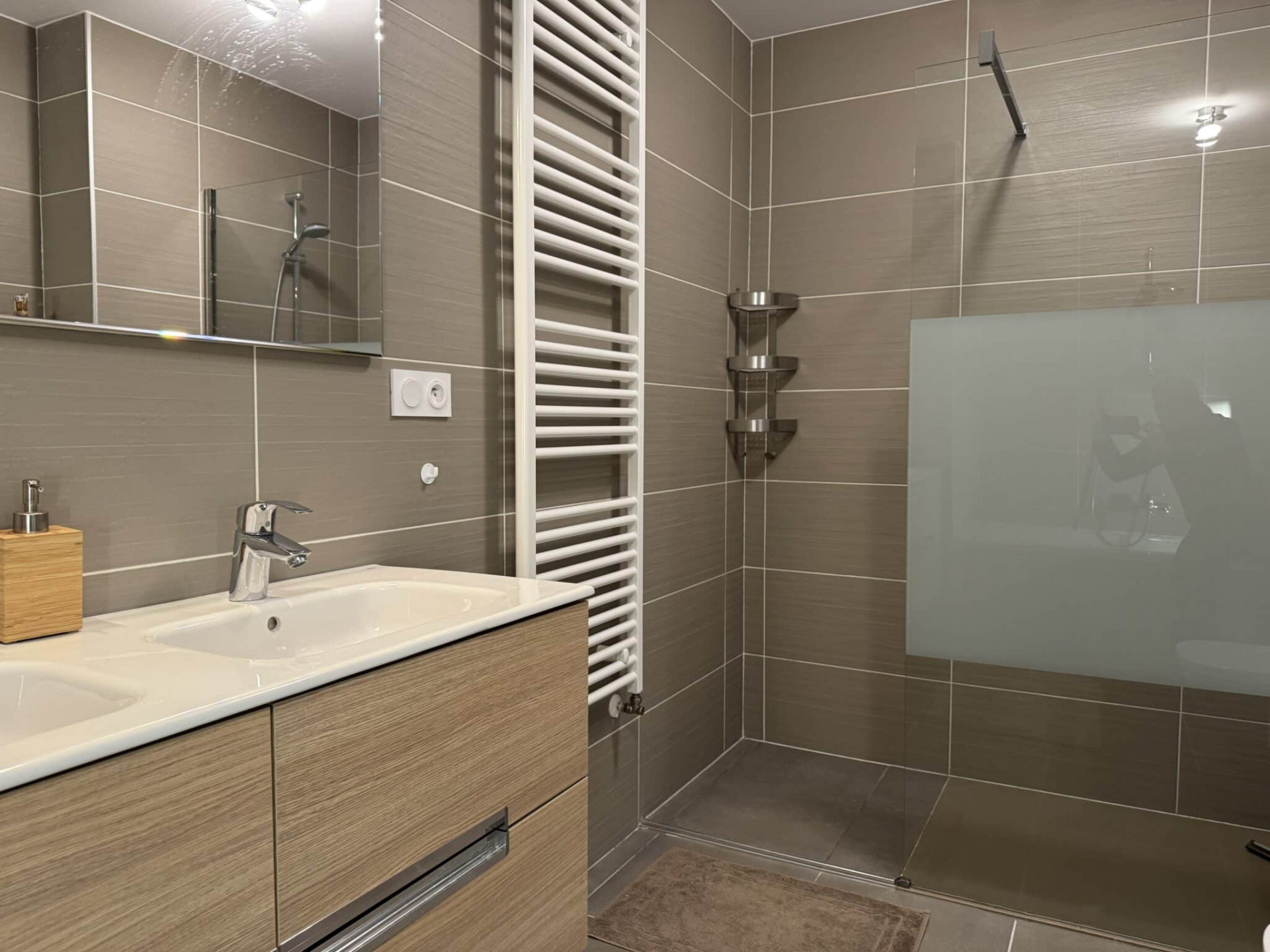 Residence 360, flat 19, shower room, Châtel Tourisme Residence 360, flat 19, shower room, Châtel Tourisme