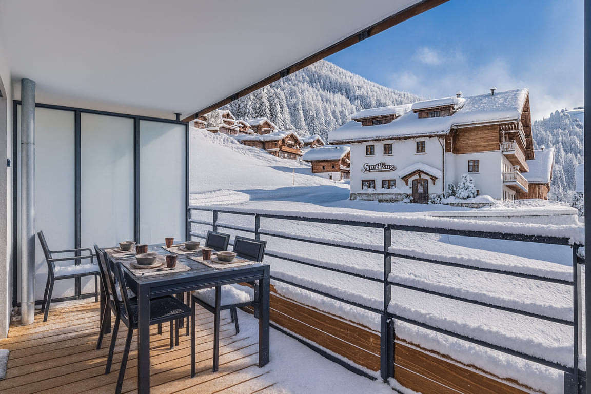 Apartment block Art Mony, Apartment 203, Chatel, Snow-covered terrace, Ski passes Apartment block Art Mony, Apartment 203, Chatel, Snow-covered terrace, Ski passes