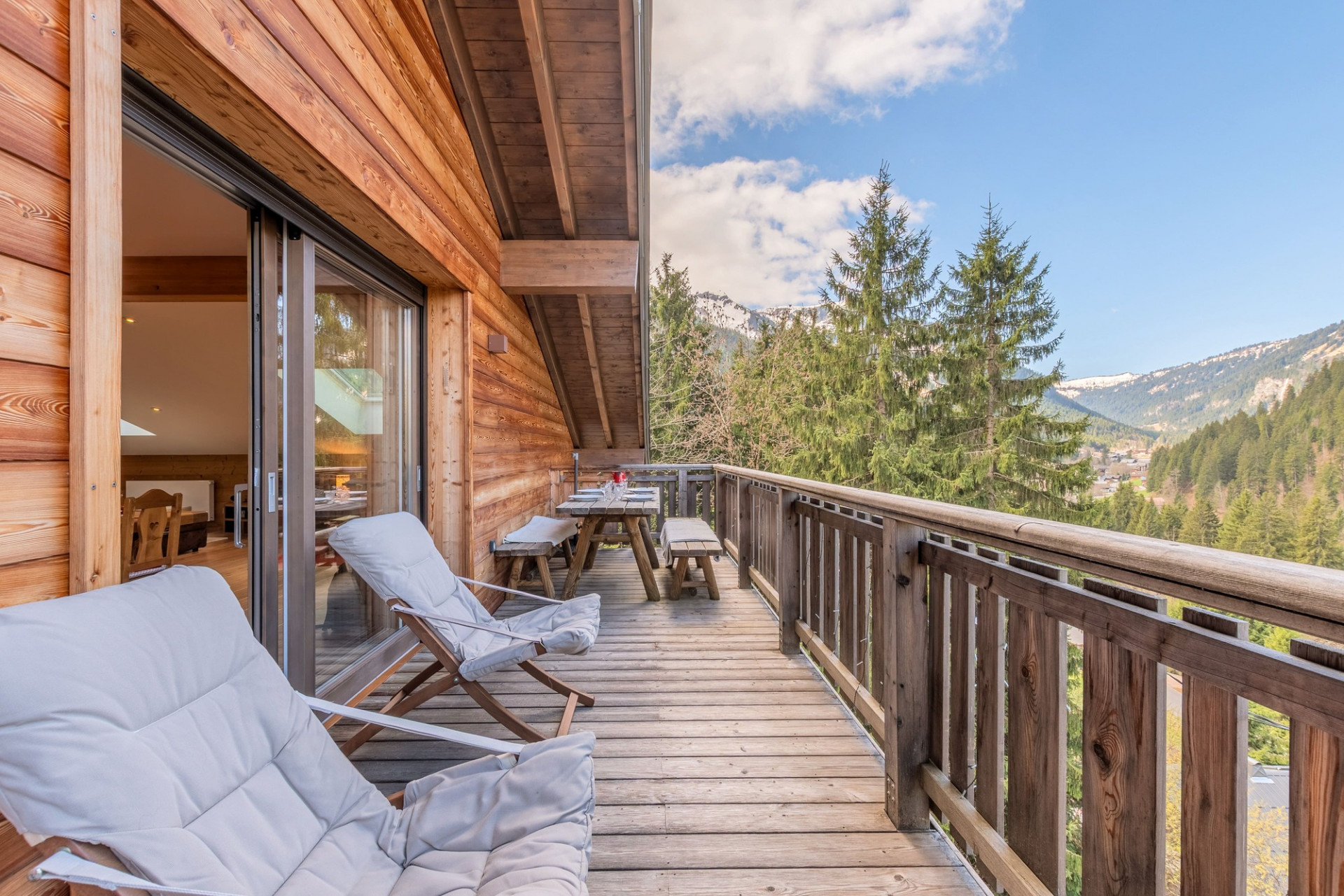 Chalets des Freinets Residence, Building C, Apartment 301, Terrace, Châtel Tourisme 74390