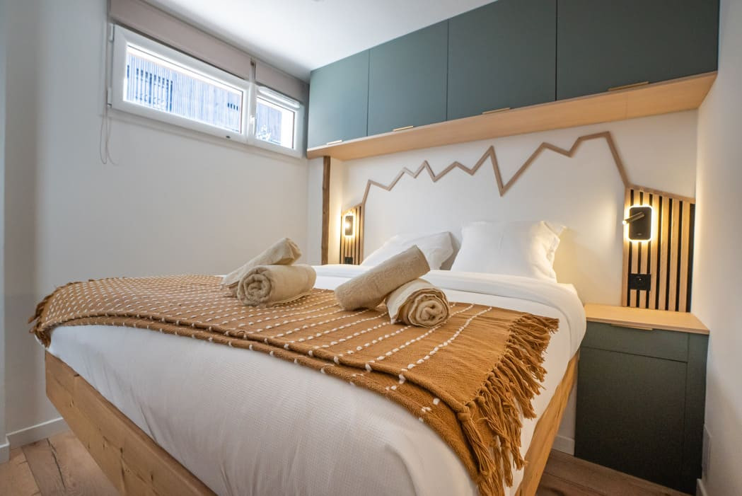 Residence Grand Tetras, Apartment 203, Double bedroom, Ski resort