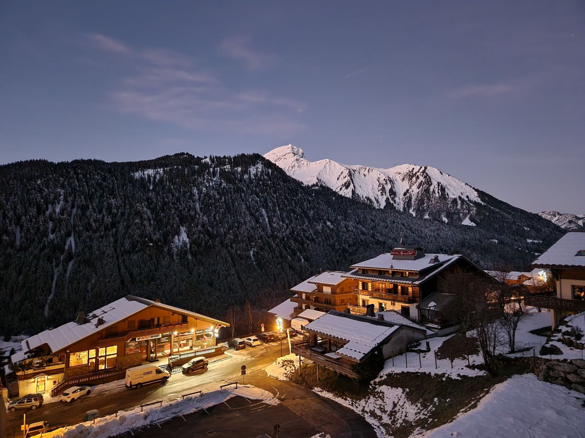 Résidence L'Alchimie, Apartment 21 A, night view, Châtel Vacances au Ski