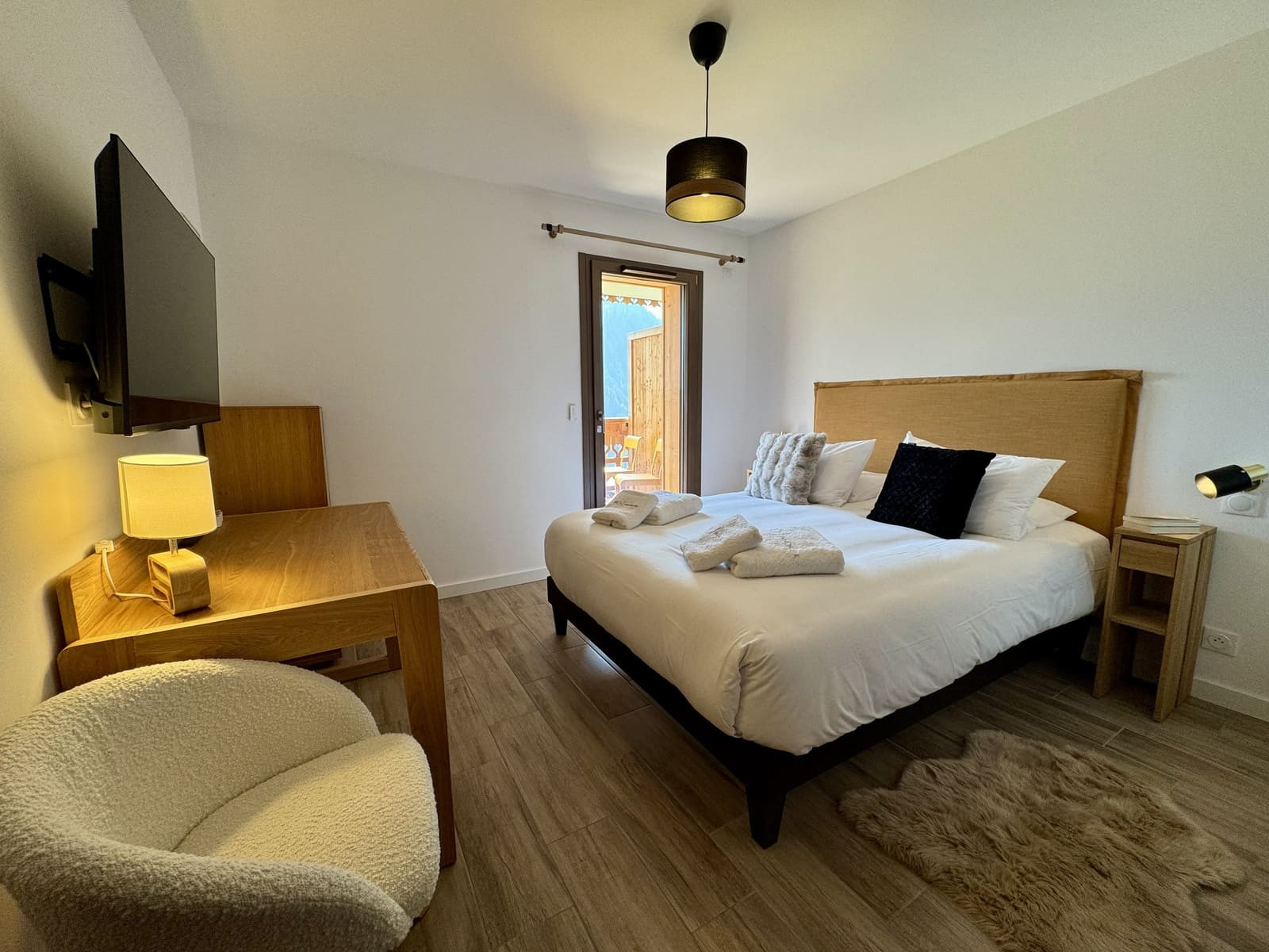 Résidence l'Alchimie, Apartment 22B, double bedroom, Châtel Portes du Soleil